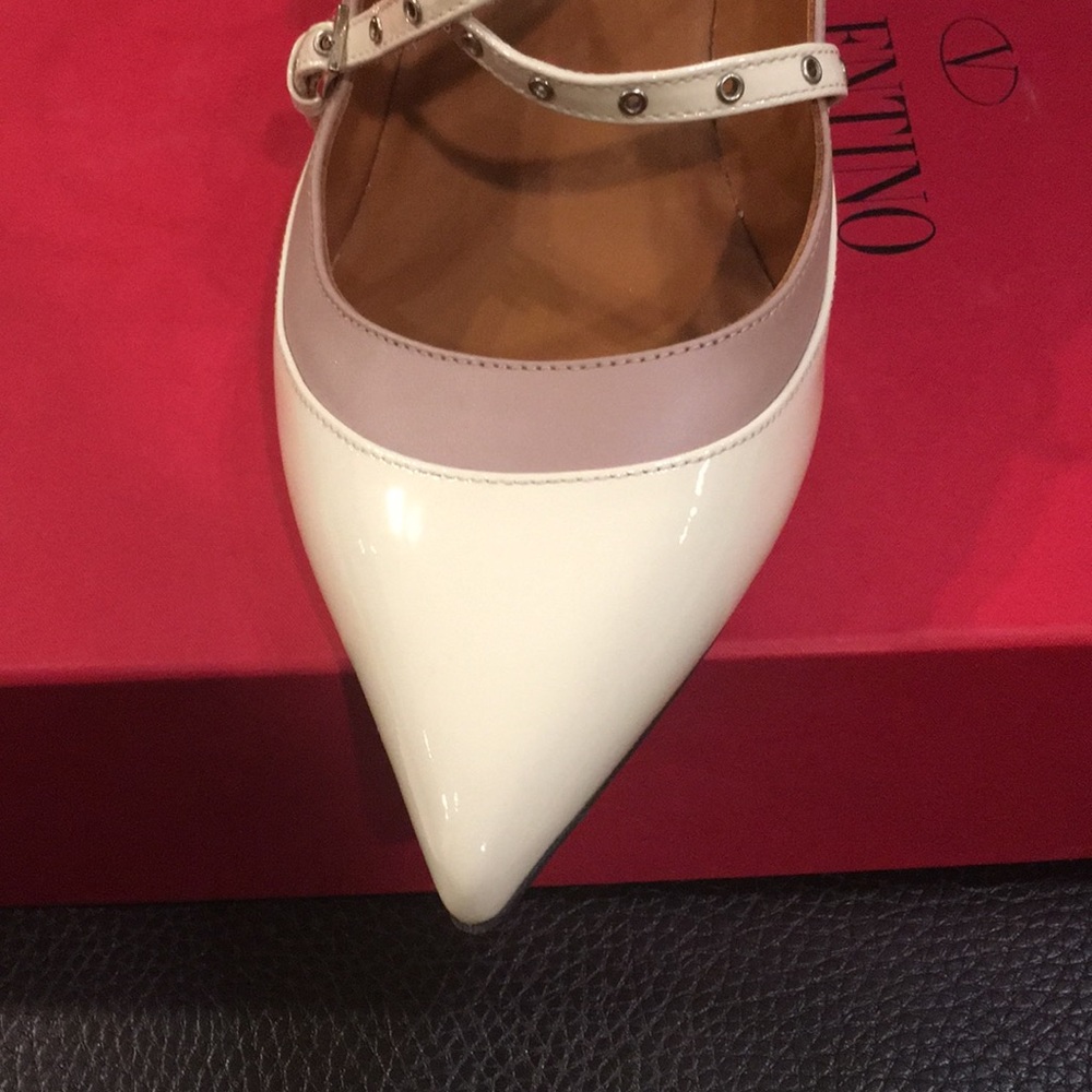 Valentino Garavani shoes 37.5 with box, EUC - Picture 6 of 8